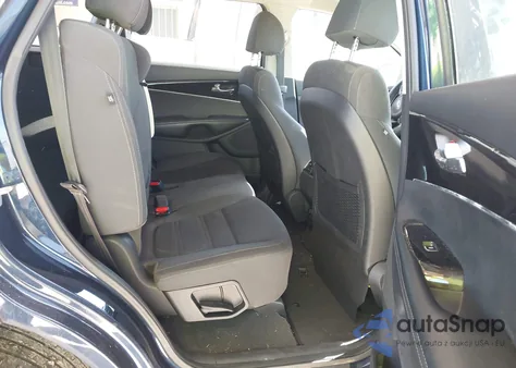 2018 Kia Sorento 2.4L Lx from USA, damaged, VIN 5XYPG4A32JG387687